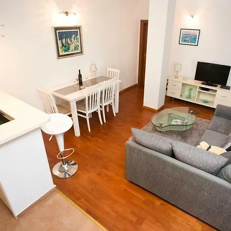 Tera Near Bacvice And Centre * 斯普利特