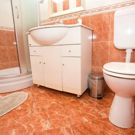 Tera Near Bacvice And Centre *