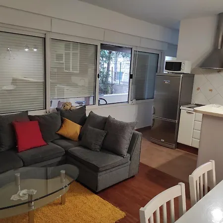 Tera Near Bacvice And Centre Apartman